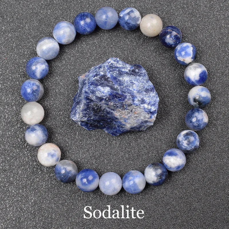 สร้อยข้อมือลูกปัดอะพาไทต์สีน้ำเงินเรกิขนาด 6/8 มม. – เครื่องประดับหินธรรมชาติบำบัดสำหรับผู้ชายและผู้หญิง กระตุ้นการไหลเวียนโลหิต ของขวัญเพื่อสุขภาพสำหรับคู่รัก
