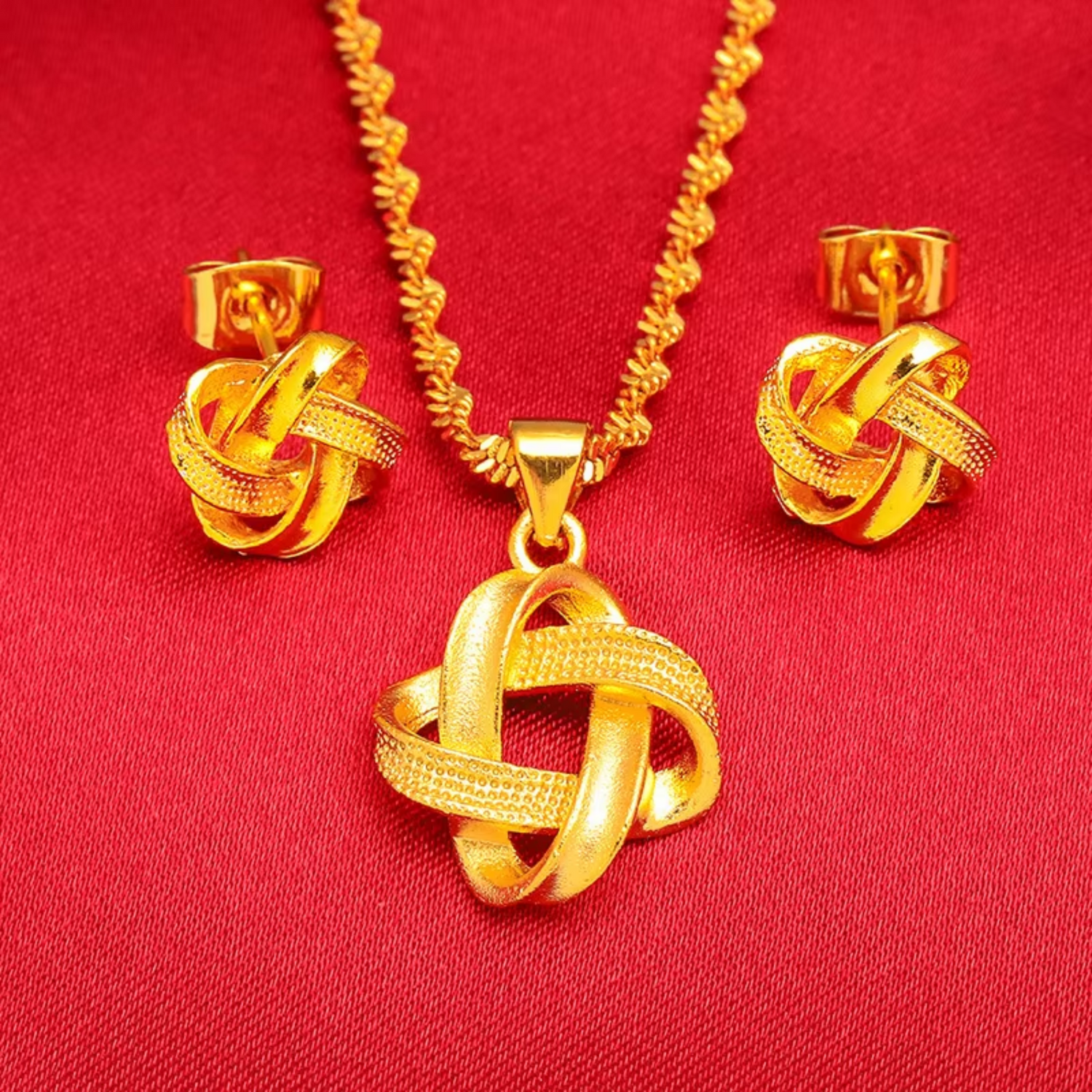 Elegant Necklace and Earrings Set