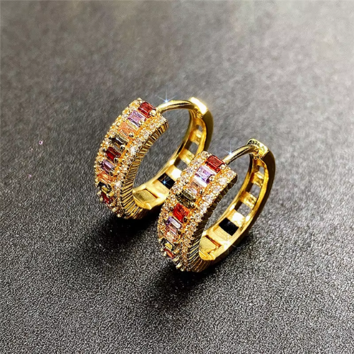 huitan-gold-hoop-earrings