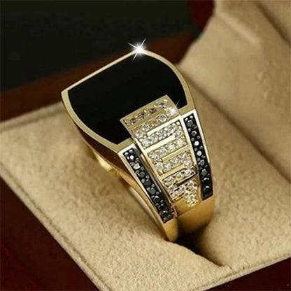 Men's fashion gold ring, classic luxury, inlaid with black Zircon Punk stone