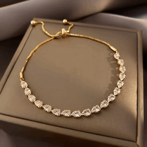 Luxury Adjustable Bracelet – Elegant Geometric Rhinestone Design