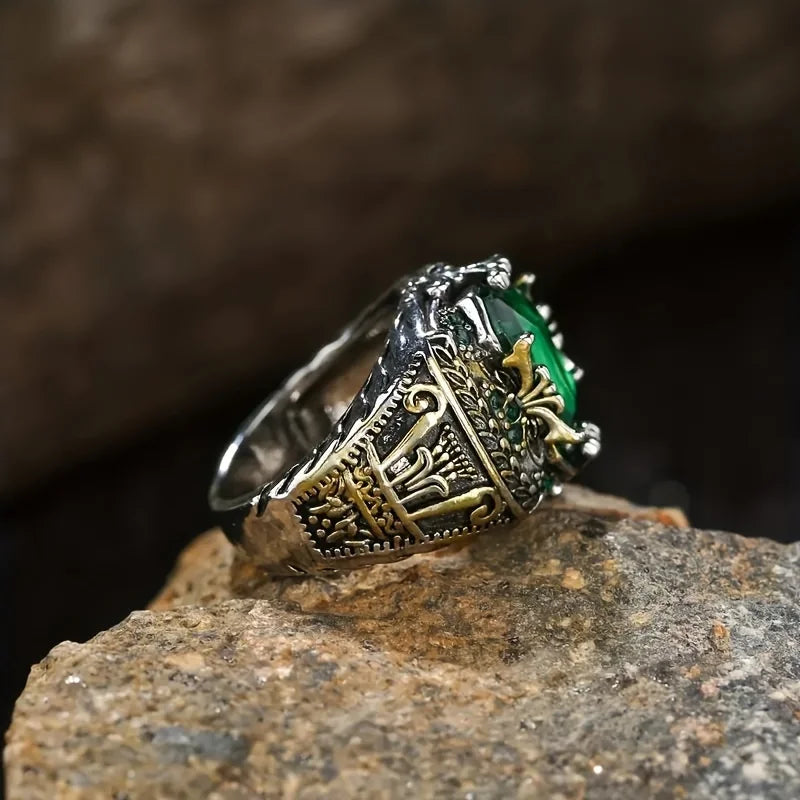 Men's Luxury Green Gemstone Retro Ring – Bold & Domineering Jewelry