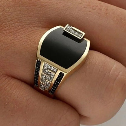 Men's fashion gold ring, classic luxury, inlaid with black Zircon Punk stone