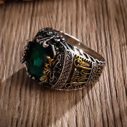 Men's Luxury Green Gemstone Retro Ring – Bold & Domineering Jewelry