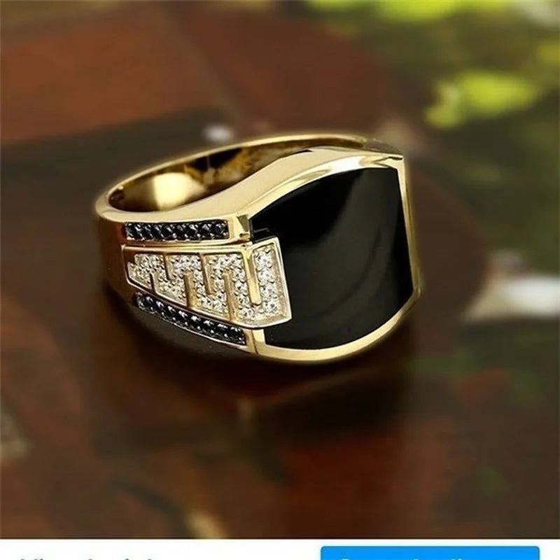 Men's fashion gold ring, classic luxury, inlaid with black Zircon Punk stone