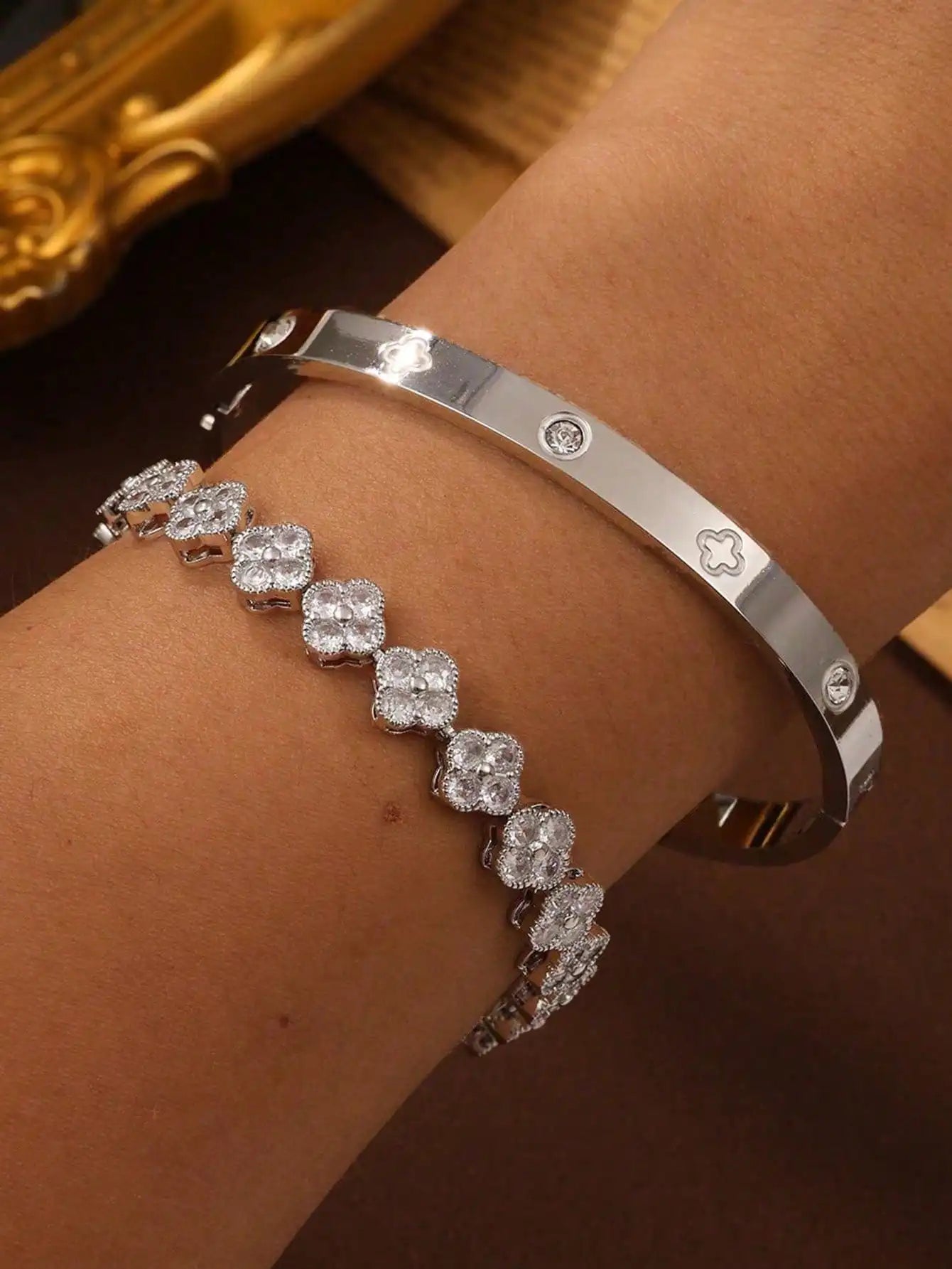 UILZ Lucky Clover Women Bracelet – Stainless Steel, Zircon Charm Gift
