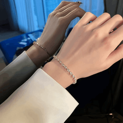 Luxury Adjustable Bracelet – Elegant Geometric Rhinestone Design